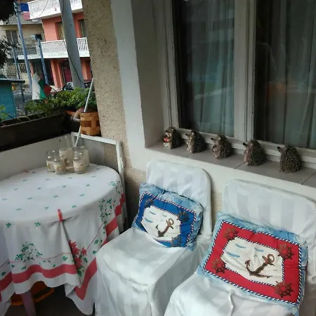 Смокинова Поморие *